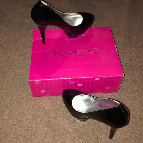 Shoes - Shoedazzle Black Heels